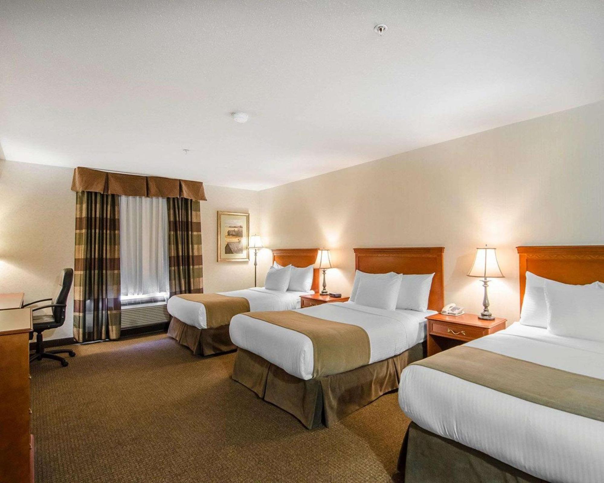 Hotel Quality & Grande Prairie